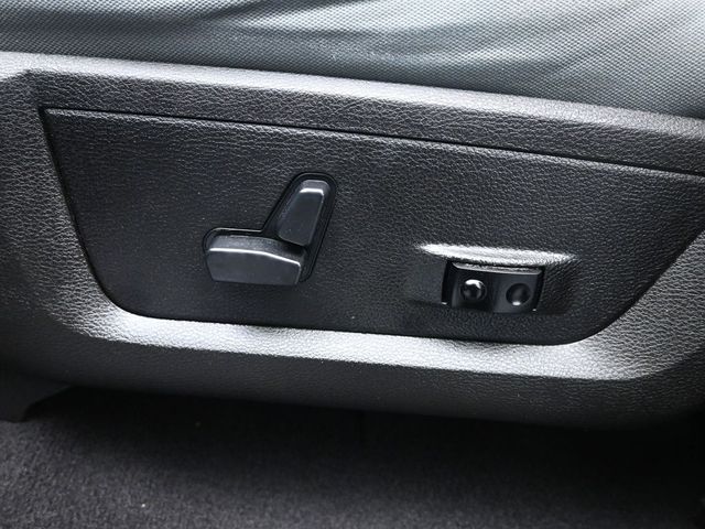 used 2019 Ram 1500 Classic car, priced at $22,796