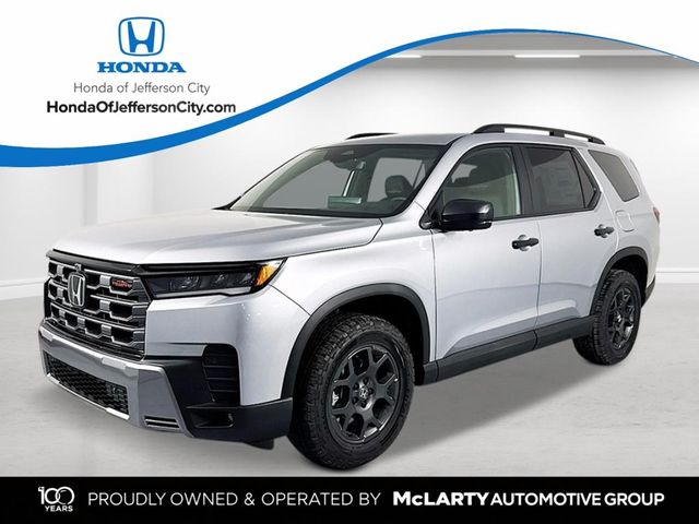 Solar Silver Metallic 2026 Honda Pilot SUV / Crossover All-Wheel Drive Automatic