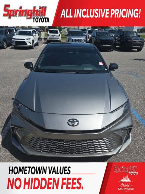 2025 Toyota Camry XSE Hybrid's photo