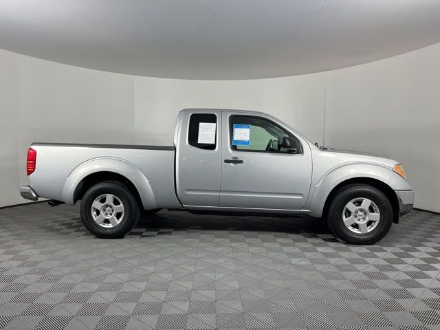 2008 Nissan Frontier SE 11