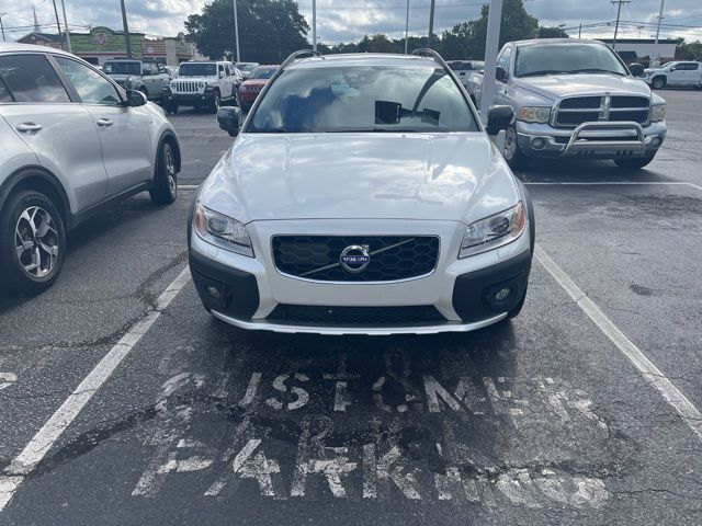 2016 Ice White Volvo XC70 T5 FWD Crossover
