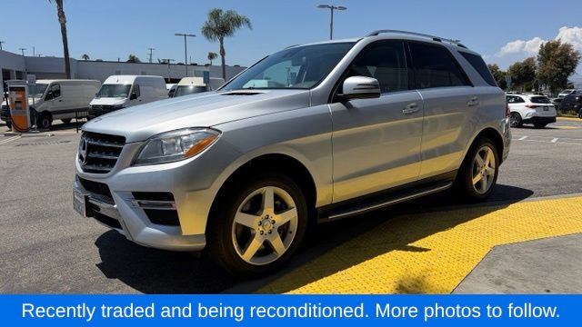 Iridium Silver Metallic 2014 Mercedes-Benz M-Class SUV / Crossover All-Wheel Drive 7-Speed Automatic