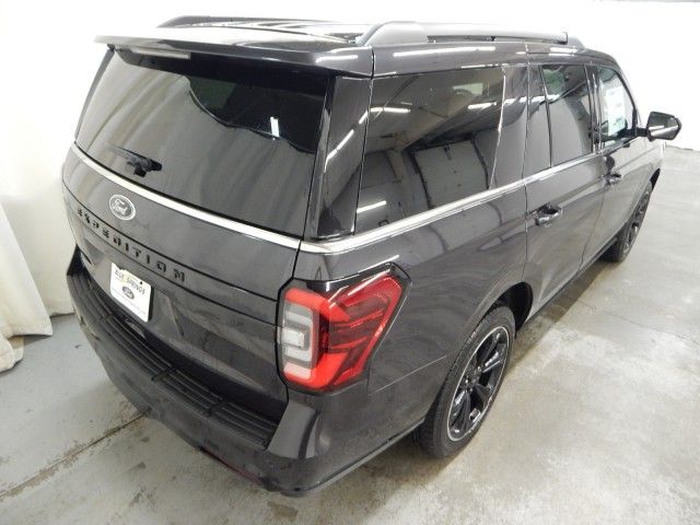 2024 Ford Expedition Limited photo