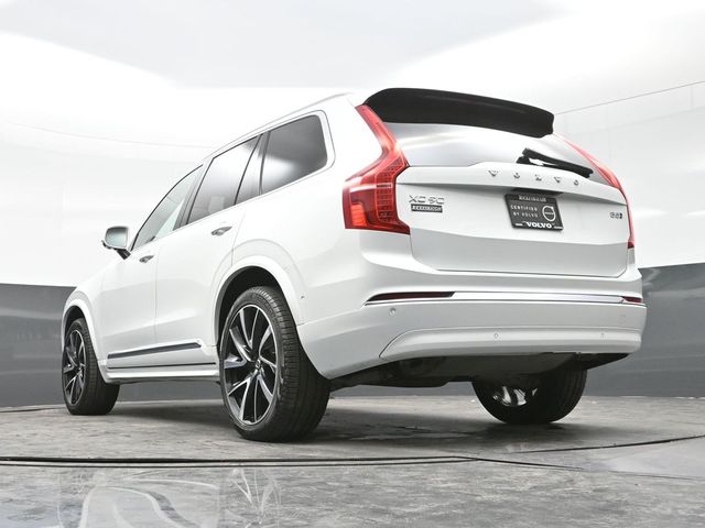 2024 Volvo XC90 B5 Plus photo