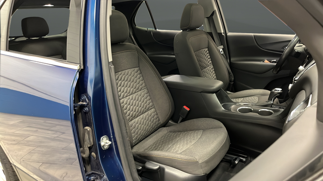 Used 2019 Pacific Blue Metallic Chevrolet LT image 23