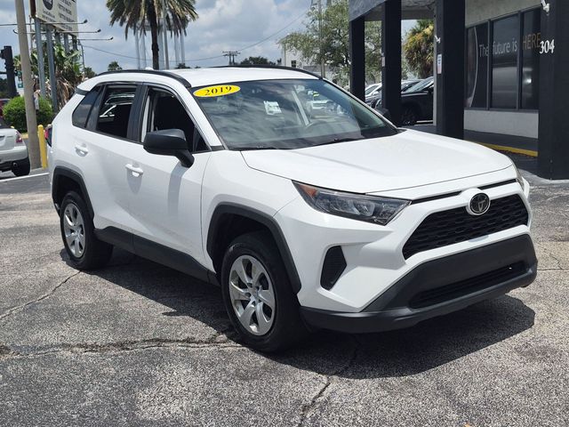 Used 2019 Toyota RAV4 LE 4D Sport Utility