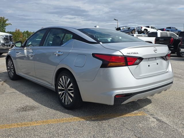 Photo of 2024 Nissan Altima 2.5 SV in Dallas, GA - 3,  2024 Nissan Altima 2.5 SV:B01923