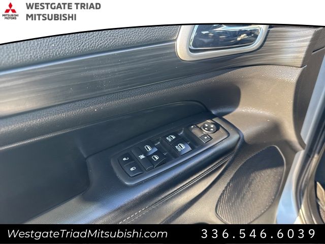 JeepGrand Cherokee13