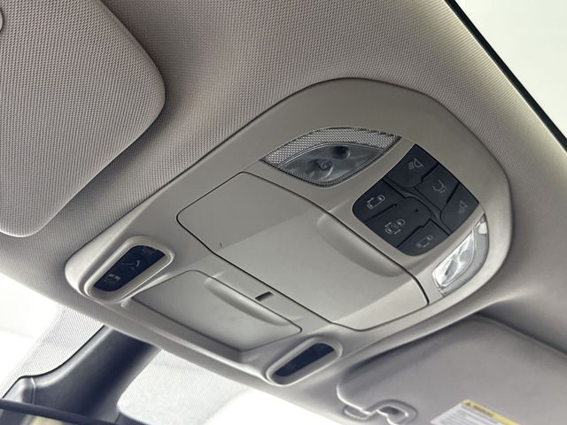 Used 2023 Chrysler Pacifica For Sale in Indianapolis, IN