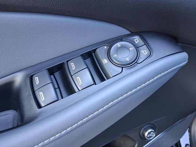 Used 2024 Ebony Twilight Metallic Buick Essence image 11