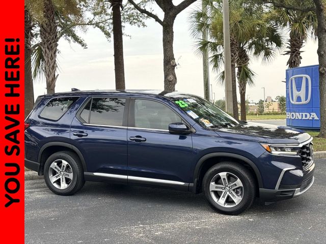 Black (Obsidian Blue Pearl) 2023 Honda Pilot SUV / Crossover All-Wheel Drive Automatic