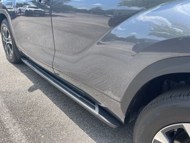 Used 2025 Toyota Highlander SUV