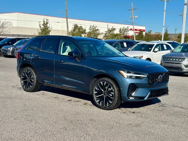 2026 Volvo XC60 B5 Ultra