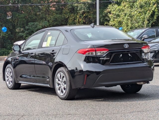 2024 Toyota Corolla Hybrid LE 5