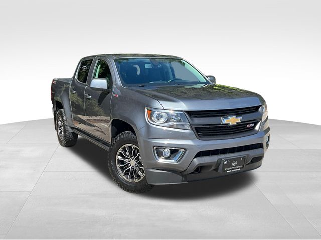 Gray (Satin Steel Metallic) 2019 Chevrolet Colorado Z71 Crew Cab 4WD Pickup Truck Four-Wheel Drive 6-Speed Automatic