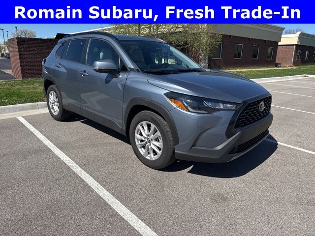 2024 Toyota Corolla Cross LE AWD