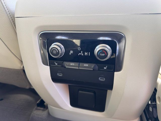 2024 GMC Yukon XL 4WD Denali