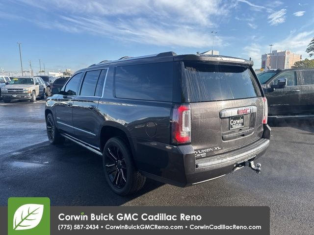 2018 GMC Yukon XL Denali 30