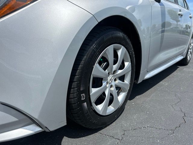 2024 Toyota Corolla LE - Photo 12