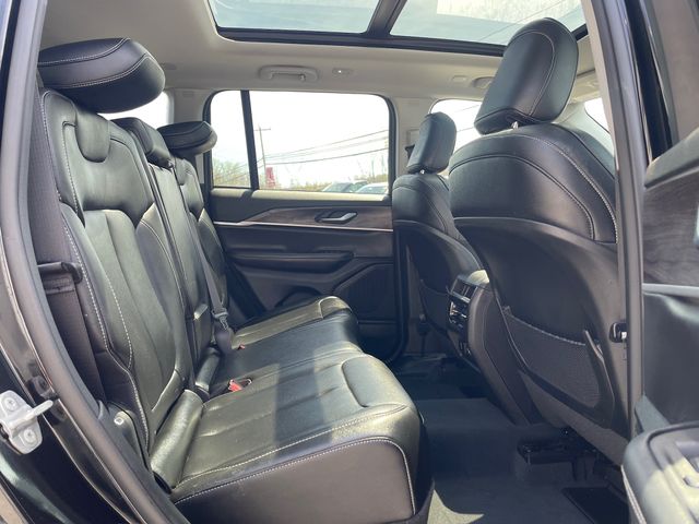 2023 Jeep Grand Cherokee Limited - Diamond Black Crystal Pearlcoat exterior view 15