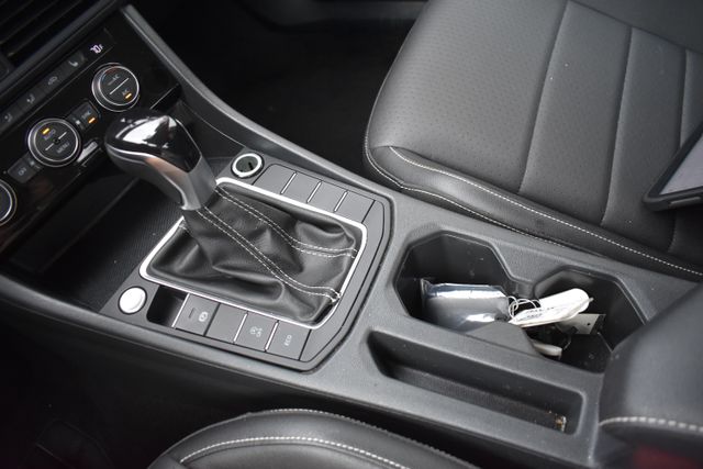 Used 2024 Volkswagen Jetta Sedan