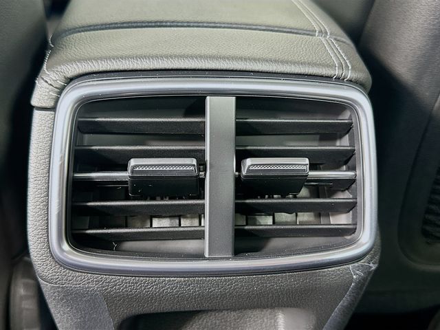 Thumbnail: 2026 Genesis G70 - 18