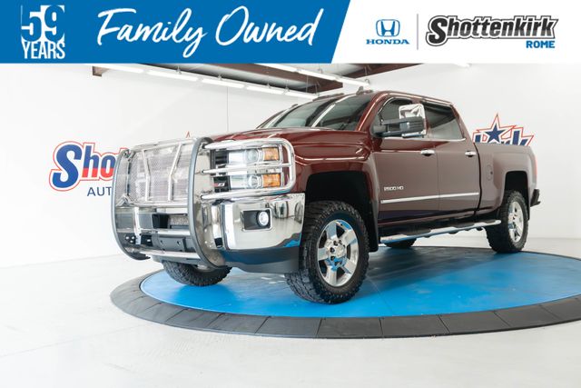 Butte Red Metallic 2016 Chevrolet Silverado 2500HD LTZ Crew Cab 4WD Pickup Truck Four-Wheel Drive 6-Speed Automatic Overdrive