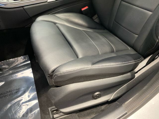 Used 2018  Mercedes-Benz C 300 image 15
