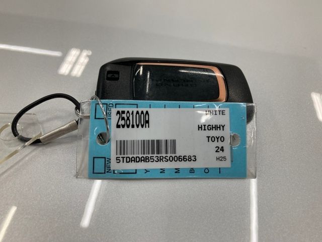 2024 Toyota Grand Highlander Hybrid MAX Platinum