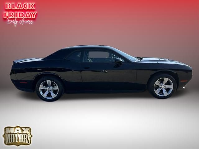 2021 Dodge Challenger SXT 9