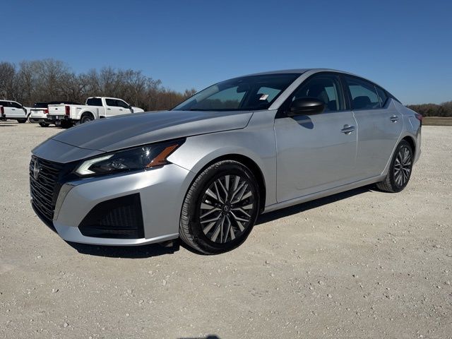 2024 Nissan Altima 2.5 SV FWD