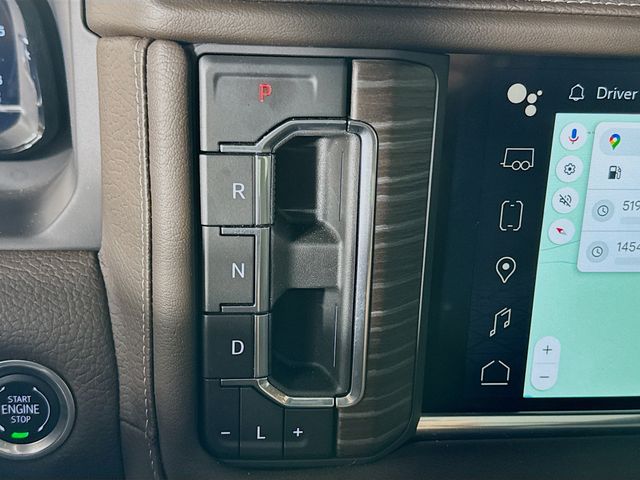 2024 White Frost Tricoat GMC Yukon Denali 4X4 SUV