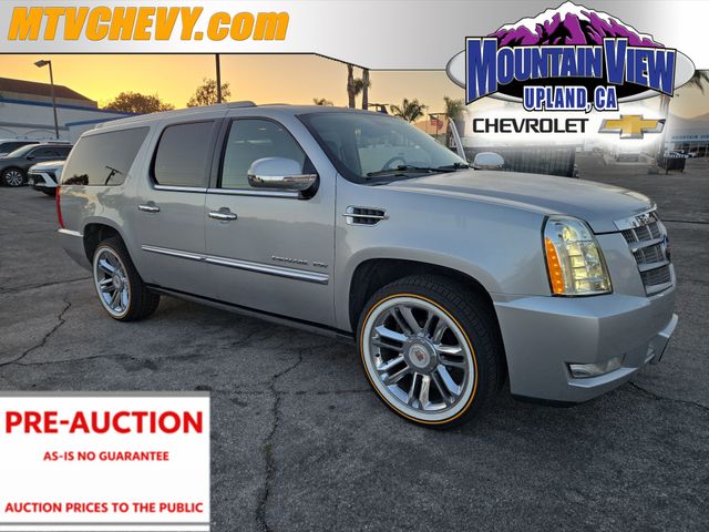 Radiant Silver Metallic 2014 Cadillac Escalade ESV Platinum 4WD SUV / Crossover All-Wheel Drive 6-Speed Automatic Overdrive
