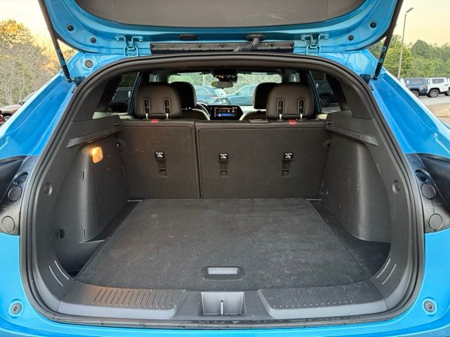 Used 2025 Chevrolet Trax SUV