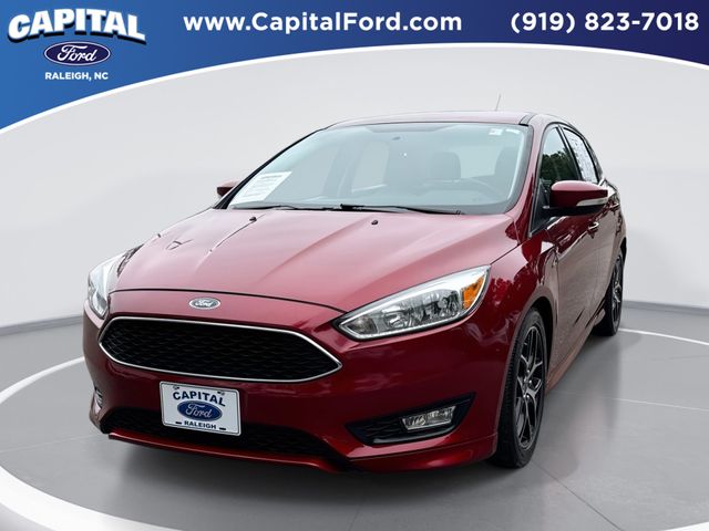 2015 Ford Focus 5 Door Hatch SE's photo