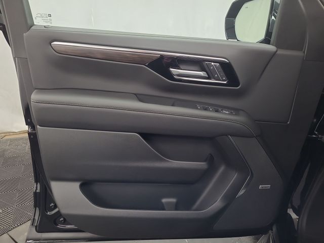 2025 – Chevrolet – Suburban