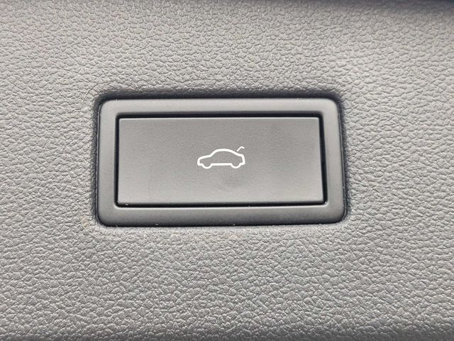 Used 2023 Volkswagen Tiguan SUV