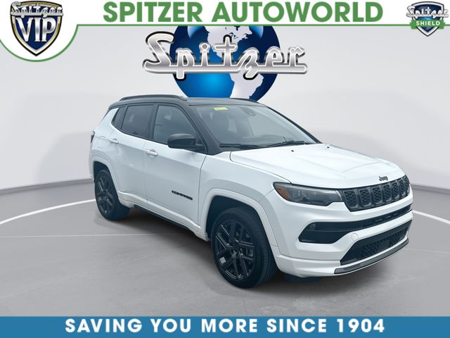 Certified Used 2025 White Jeep Limited image 2