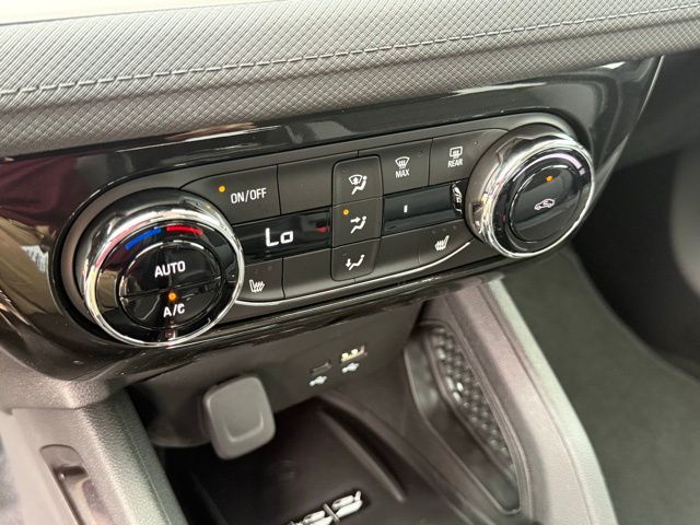 new 2026 Chevrolet TrailBlazer car, priced at $29,175