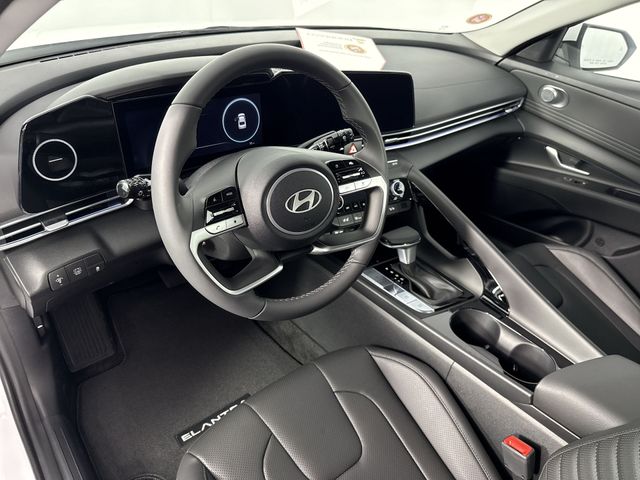 New 2025 Hyundai Elantra Hybrid For Sale in Indianapolis, IN