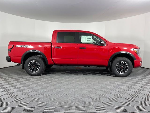 2024 Nissan Titan PRO-4X 11