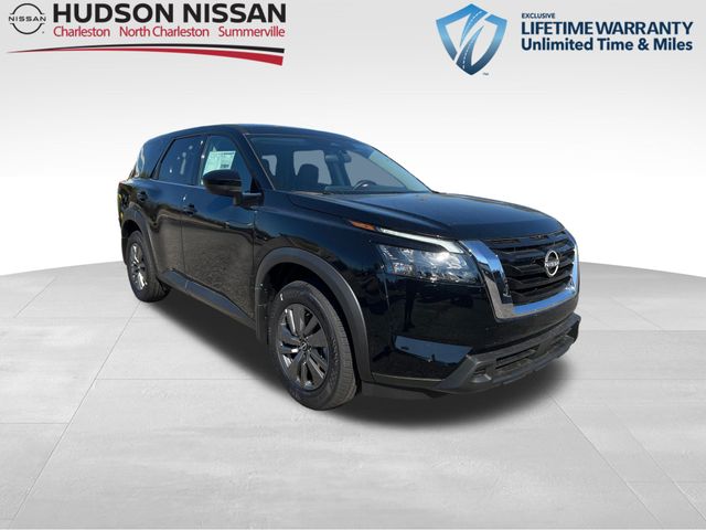 2025 Super Black Nissan Pathfinder S SUV