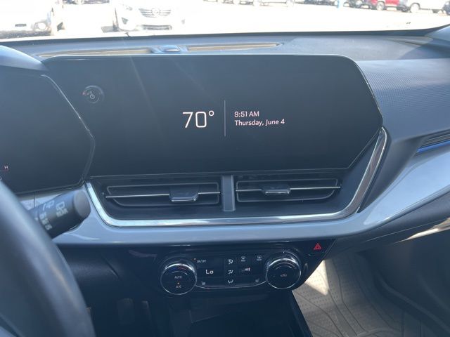 2024 Summit White Chevrolet Trax LT FWD SUV