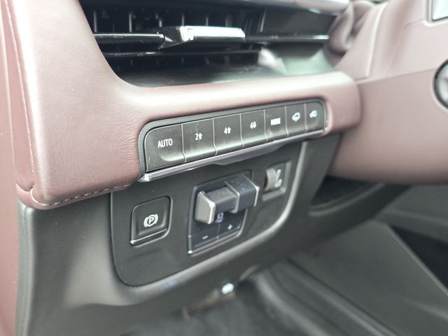 2021 Cadillac Escalade Premium Luxury Platinum:44868A