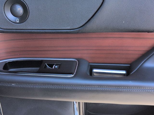 Used 2021 Black Lincoln Reserve image 35
