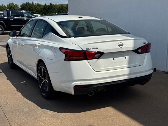 2026 Nissan Altima 2.5 SR White at Don McGill Toyota
