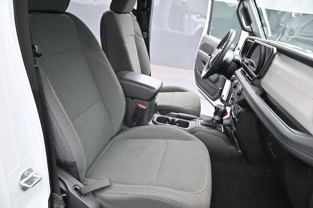 Used 2025 Jeep Wrangler SUV