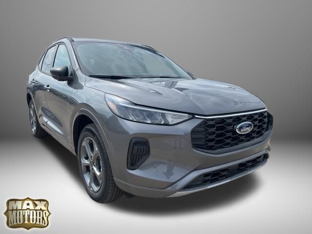 2024 Ford Escape ST-Line 2