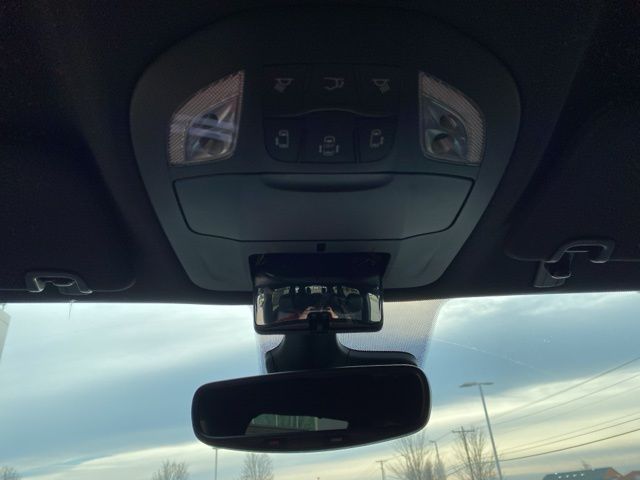 2026 Chrysler Pacifica Select - Diamond Black Crystal Pearlcoat exterior view 17