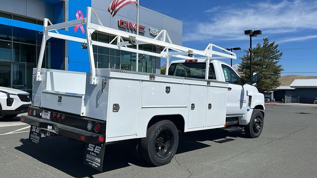 2024 Chevrolet Silverado 4500HD Work Truck 2